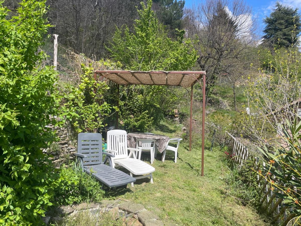 Charmant Petit Gite Au Coeur De L'Ardeche Saint-Melany Ngoại thất bức ảnh